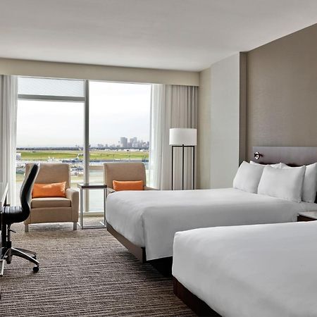 Calgary Airport Marriott In-Terminal Hotel Экстерьер фото